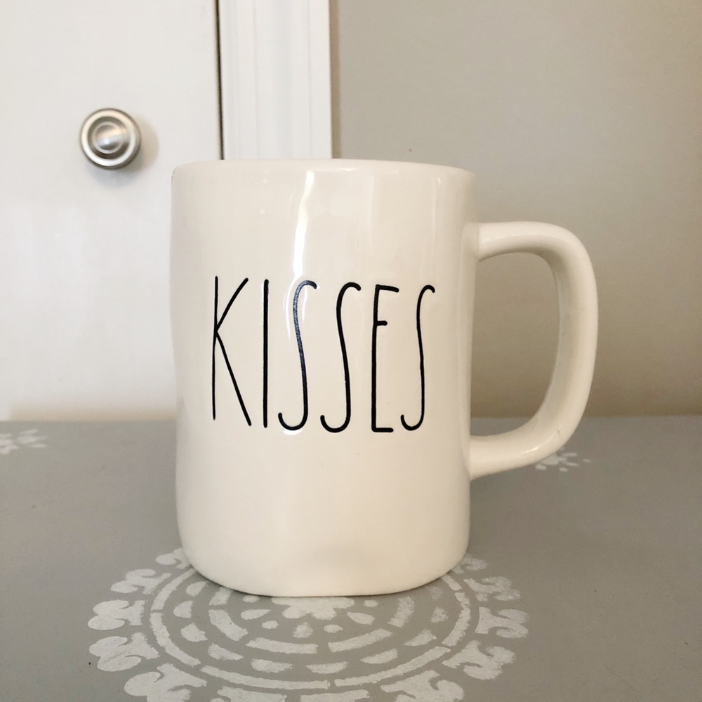 Rae Dunn Kisses mug
